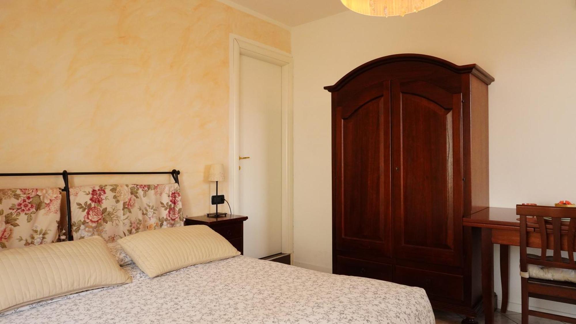 Appartamenti Villa Lina Desenzano del Garda Kültér fotó
