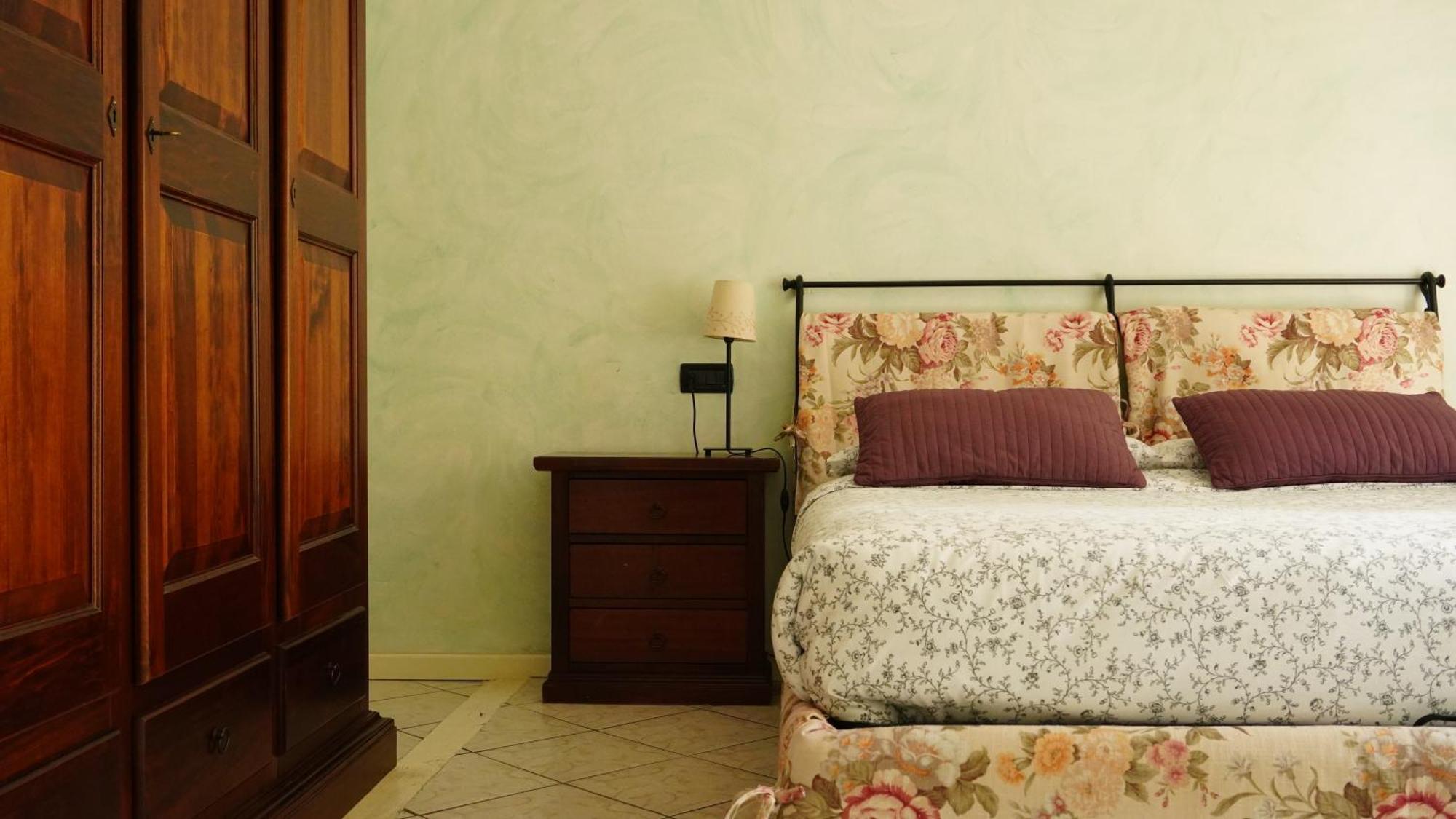 Appartamenti Villa Lina Desenzano del Garda Kültér fotó